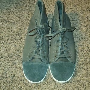 Van's Green Canvas & Suede Shoes 10